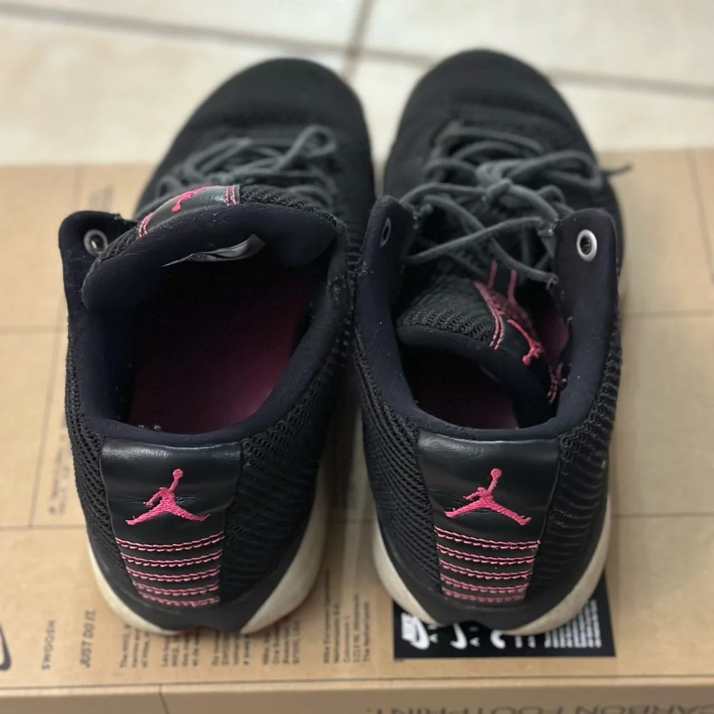 Nike kids Jordans‎